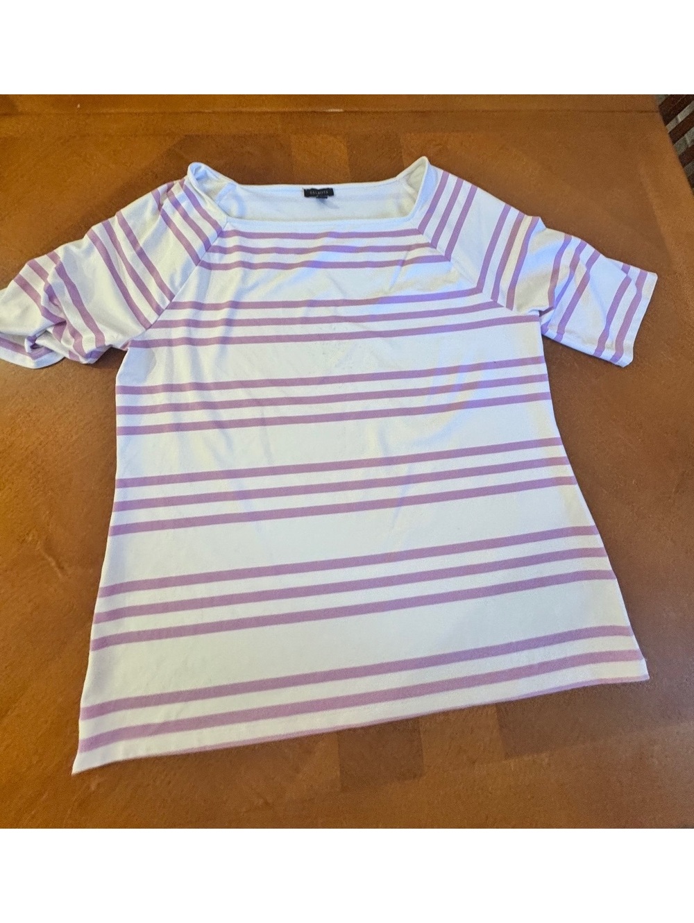 Talbots White and Lavender Striped Short Sleeve Effortless Top Size L 2625